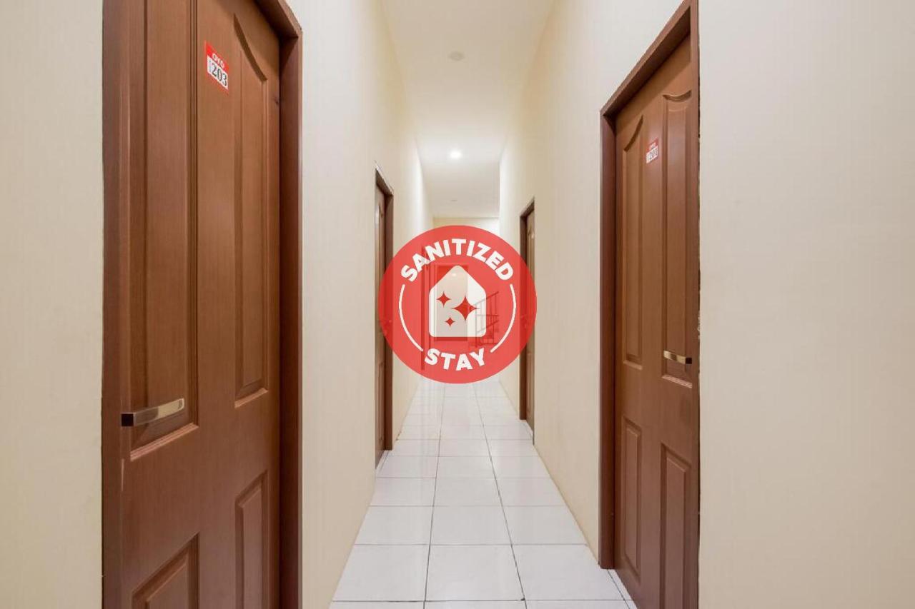 Reddoorz Near Bg Junction Surabaya